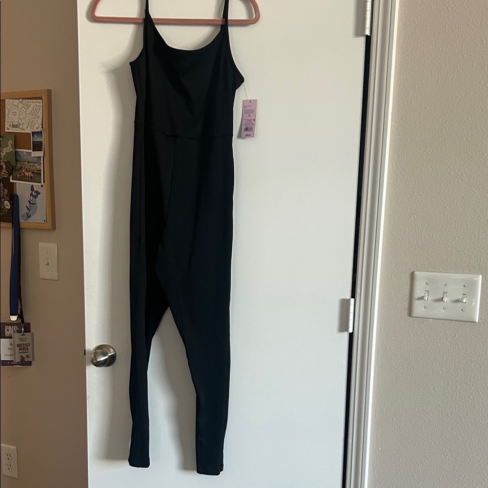 Black Sleeveless Jumpsuit